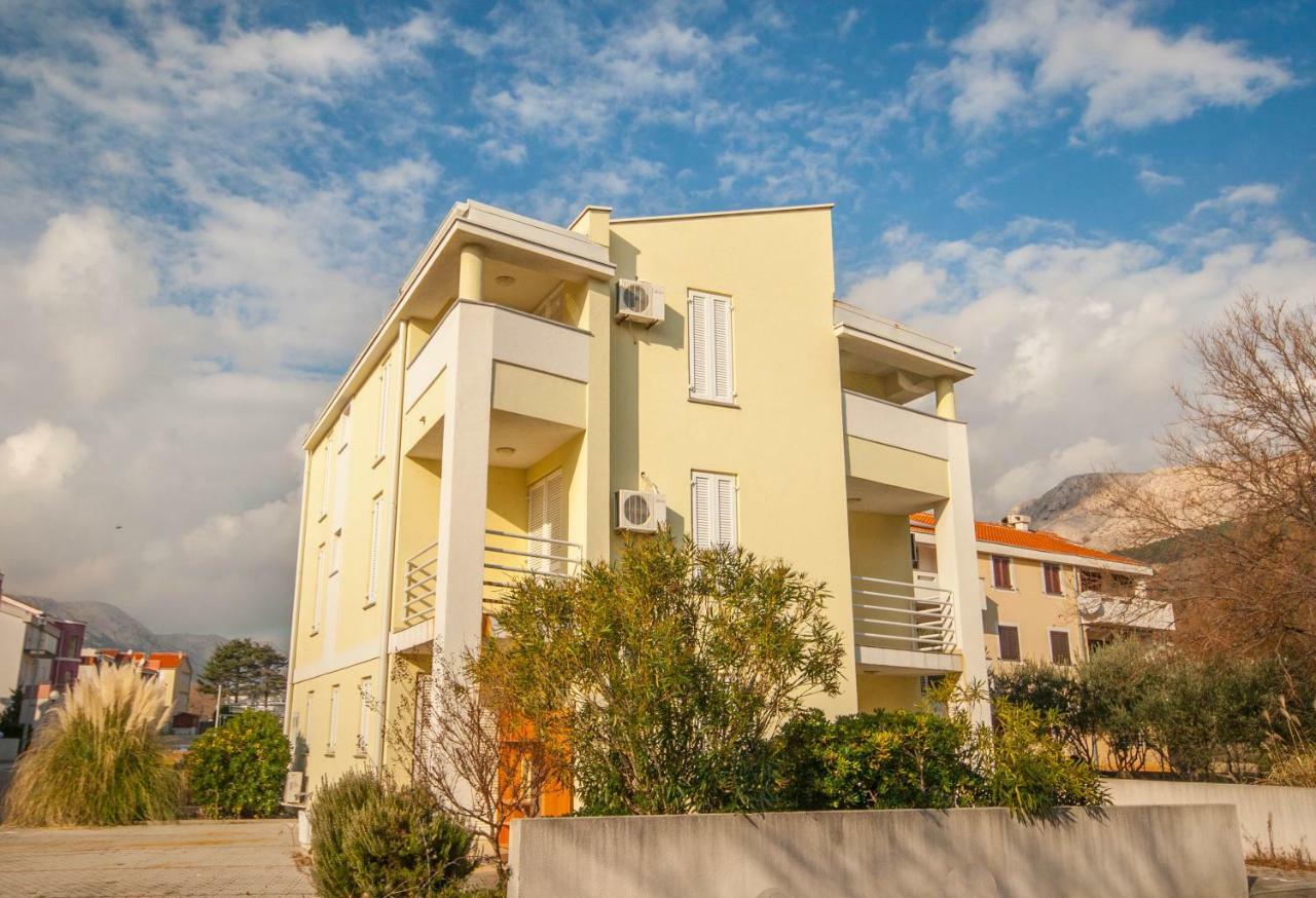 New Lovorka 7 Apt. 4+1 In Baska  Exterior photo
